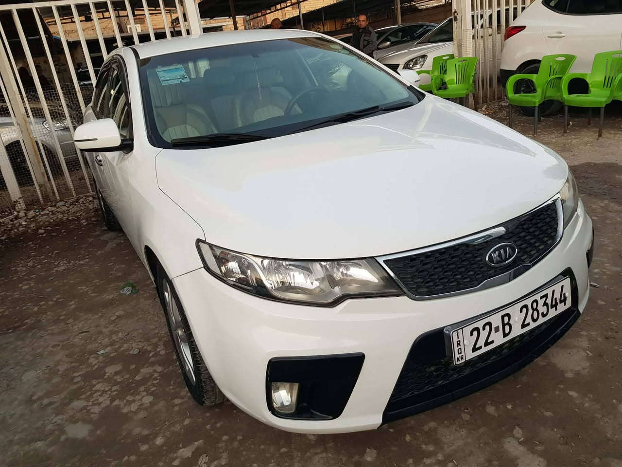 السلام عليكم سيراتو موديل 11خليجيه مكفوله كفاله عامه السياره بالحله رقمي ***********
السعر المطلوب 110 وبيها مجال
