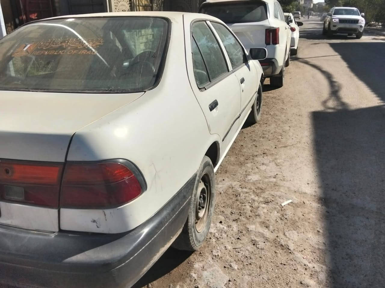 السلام عليكم من رخصة الادمن 
نيسان سني 
موديل 97
رقم انكليزي بغداد 
السياره بأسمي 
تحويل مباشر 
السياره جاهزه تراي وين مايعجبك 
السعر 37 ورقه وبيها مجال 
للأتصال ‏‪***********‬‏
