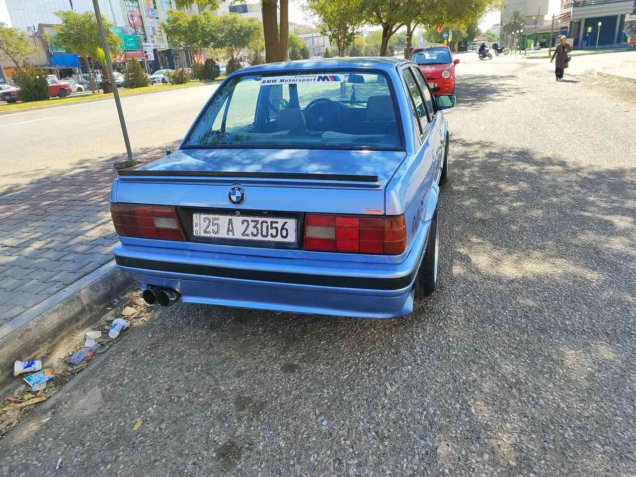 السلام عليكم Bmw زعره للبيع موديل 90 گير عادي مكينه سته 28 دبل فانوس گير محرك شرط ما بيهه ضربه و مكفوله من الخياس صبغ جماليه تدفئه تبريد شغال صدر جديد سياره باسمي السعر 50 رقم كركوك
***********
