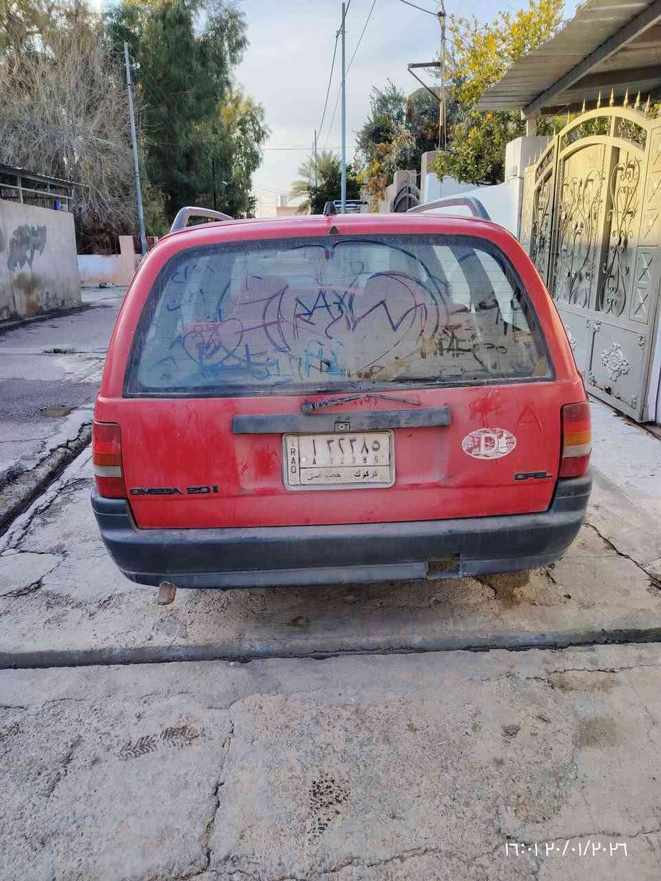 اوبل اوميكا للبيع موديل 1990 سنوية 2023 منتهي وعليها غرامة 350 تنزل من سعرها سعر 25 ورقة
***********

