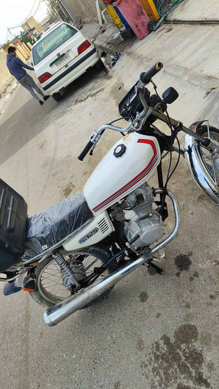 نامه شلامجه اوراق ماشي بل عمامله كامله دافع كمرك باقي بس عل بصمه ونسد تسجيل دراجه جديده بس تفتح تسجيل تستلم سنويه سعر 850رقم هاتف ***********
