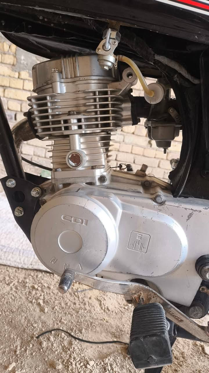 سلام عليكم نامه للبيع كلك محرك 16لمكان لسماوه لسعر 450وبيهه مجال ***********
