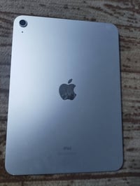 ايباد 10 بعدة بضمان ذاكرة 256 مكاني بغداد الشعلة رايدة 450 الف اي استف...