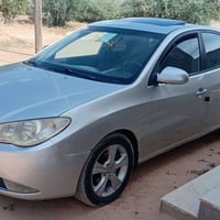سيارة • محرك 20 • فل اوبشن • فتحة • حساسات • ديسكات • تكييف • صاله جدي...