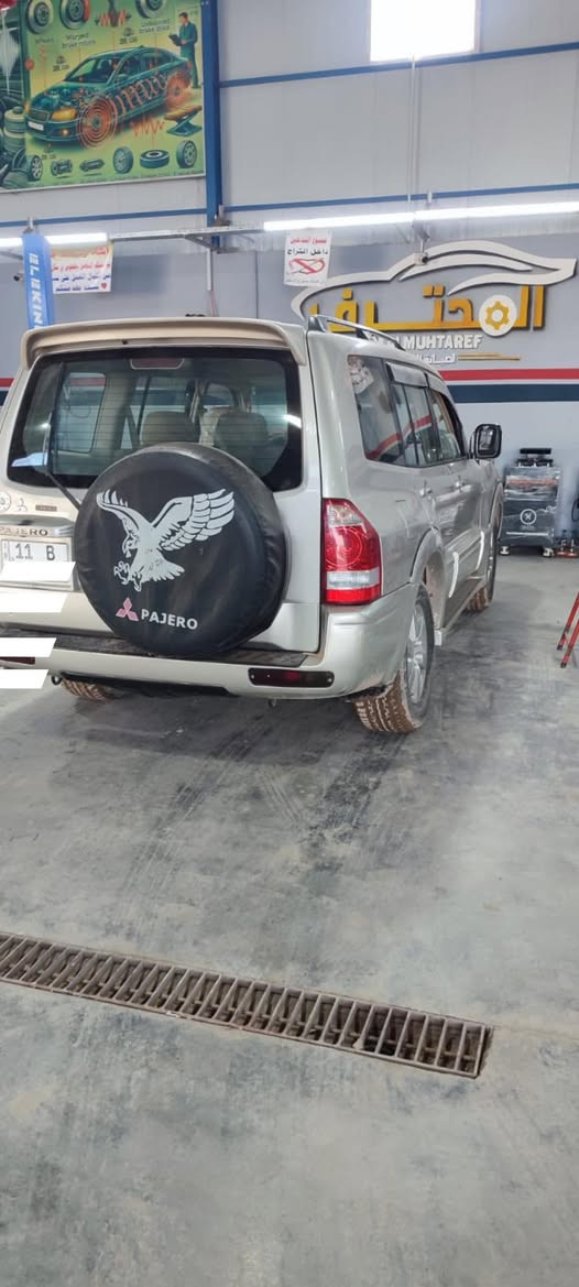 #يالله
السلام عليكم 
باجيرو للبيع موديل 2006 خليجي 
بدون حادث كفاله معجون بيه قليل كلشش  صبغ اقل الحزام محرك 6//SJNDR
كير مكينه كفاله لون بحري ( رقم بغداد إنكليزي )
السعر 88$ وبيه مجال بسيط 
مكانه ديالى بعقوبه للتواصل والاستفسار ***********
