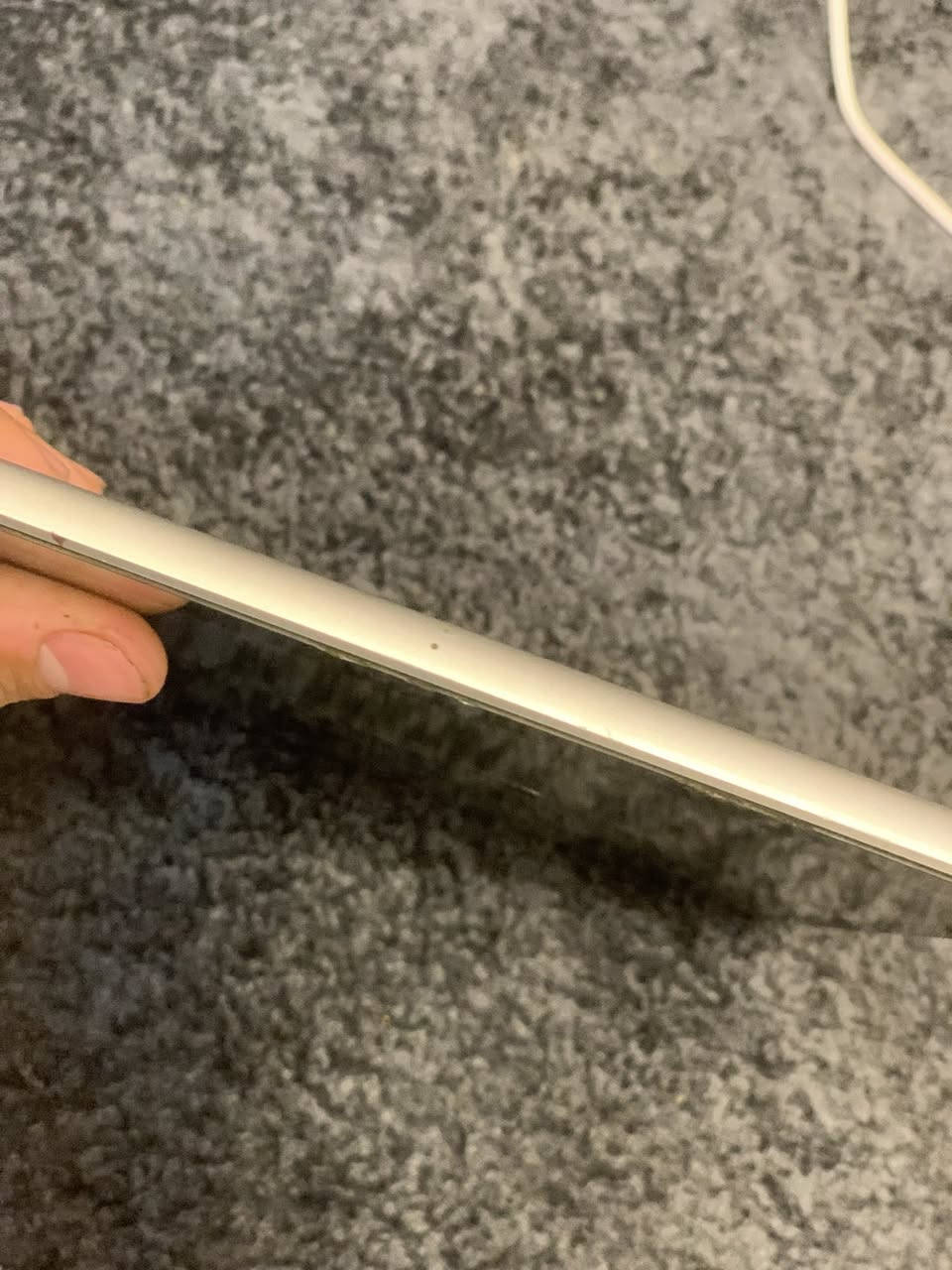 أسلام وعليكم ايباد 9 جهاز كلش نضيف مال بيت جاز وتر ما مفتوح وبي ضمان جهار كلش جديد نموذج m ذاكره 64   كله شغال جهاز مستعجل عل بيعته سعر 200 وبي مجال مكاني بعقوبه رقم ***********
