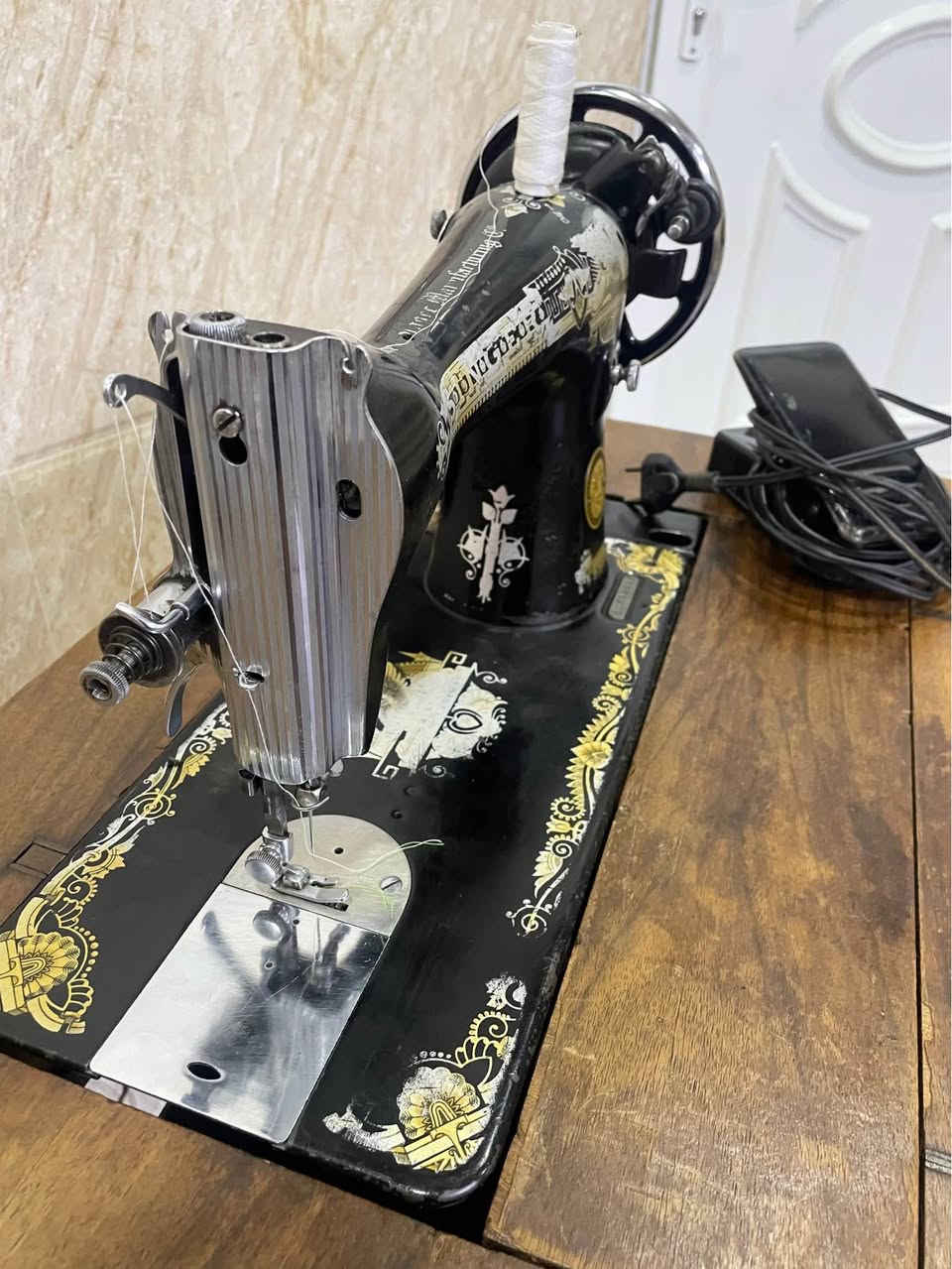ماكنة خياطه سنجر بريطاني القديم صنع عام 1942 تعمل بكفاءة عاليه السعر 200 ألف للمهتم خاص ***********
المكان كركوك كركوك, العراق

