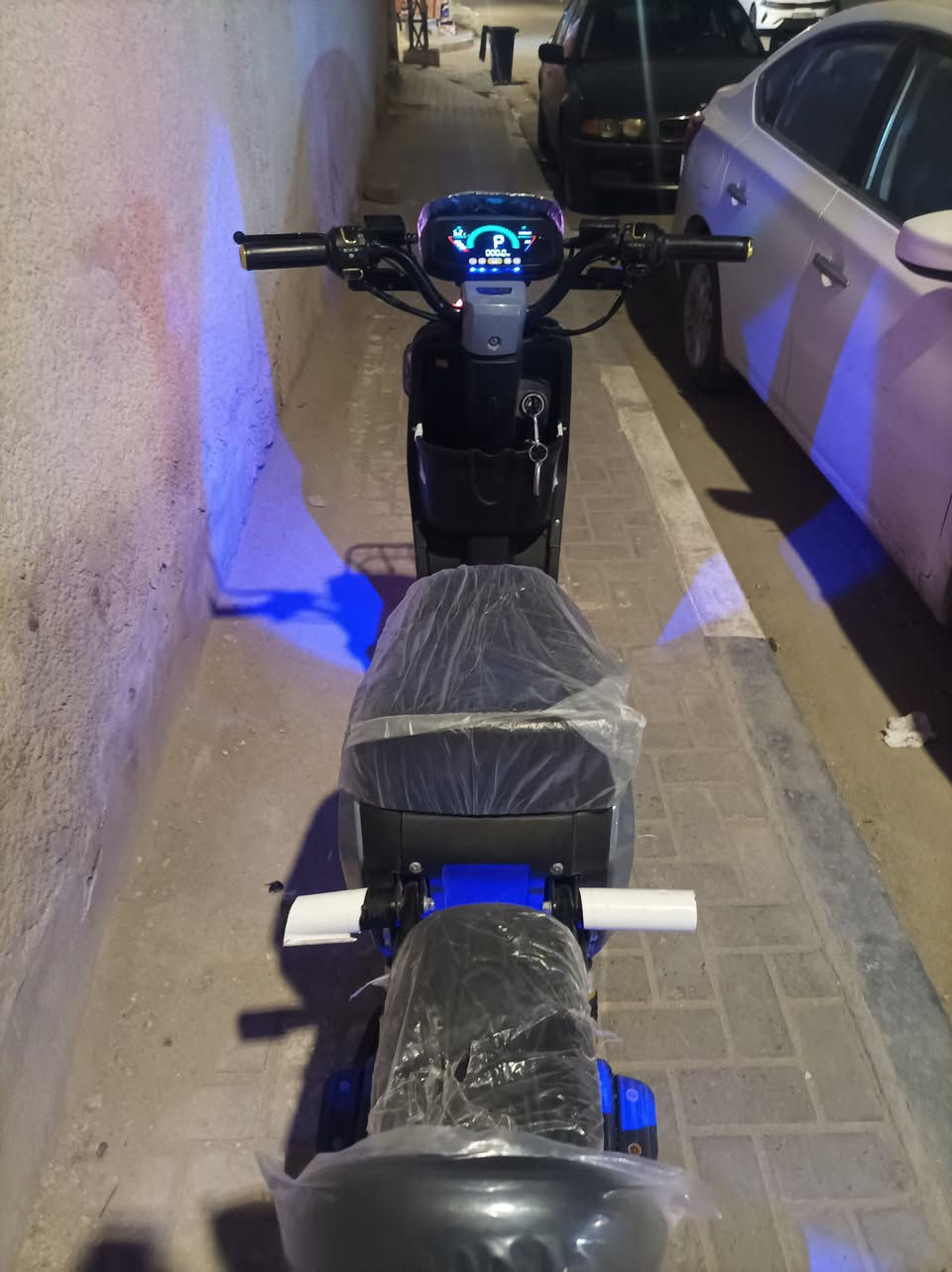 درجة ار ٩عنوان البصرة مديل ٢٠٢٦ بطاريات  كبار  رقم *********** السعر ٤٥٠
