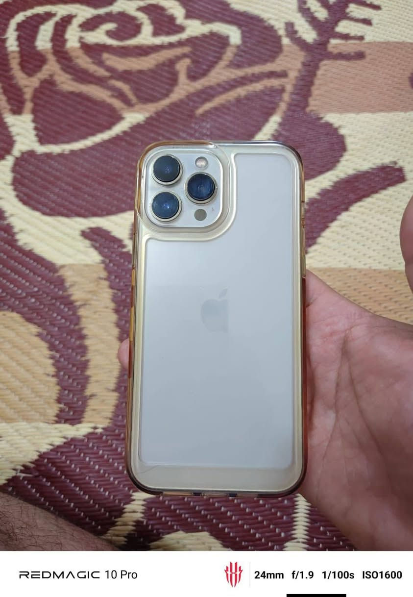 ايفون 13 برو ماكس ذاكره 256 دبل شريحه مبدل كاميرات وبطاريه مال تفصيخ 83  سعر 600 بمجال قليل شراي اتصل *********** ماسنجر ما جاوب فقط اتصال

