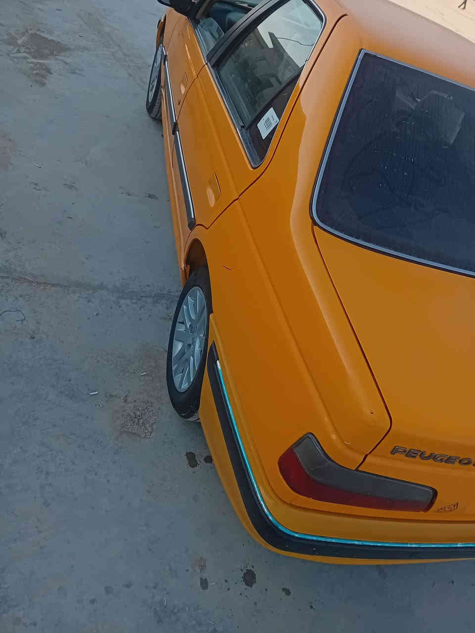 سلام عليكم بيجوبارص موديل 23مكفوله كفاله عامه المواصفات معروفه مطلوبه مصرف السعر72وبيه مجال بسيط العنوان كوت مركز المدينه ***********
