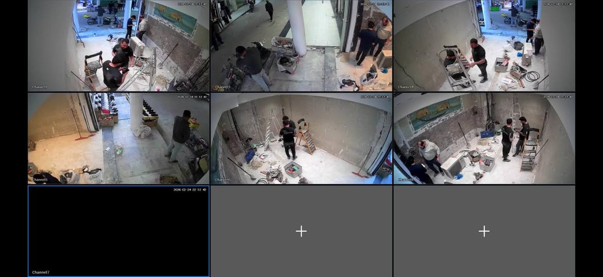 موقع عمل رقم 095
♦️تم تأمين احد المحال التجارية في الحبوبي / الناصرية 
♦️بمنظومة كاميرات عدد ( 6 ) كاميرا  dahua 
                           🔸شعارنا🔸
#جودة_العمل▪️ #سرعة_الانجاز▪️ #اتقان_التنفيذ
--------------------------------------
                نتابع معكم جودة ما نقدمة لكم
                           تفاصيل العمل :-
♦️ منظومة كاميرات مراقبة analog من شركة Dahua 

♦️ كاميرات مراقبة عدد ( 6 ) دقة وضوح 2MP

♦️ جهاز تسجيل XVR 8CH 2MP 

♦️تركيب هارد خزن سعة 1TB  WD

♦️ طريقة التسليك ⬅️  مخفي فوق الديكور ➡️

♦️ تقنية التصوير الملون full color 

♦️ الكاميرات الخارجية بزاوية رؤية 3.6mm
 الكاميرات الداخلية بزاوية رؤية 2.8mm
 جميع الكاميرات تدعم تسجيل الصوت

---------------------------------------
مستعدين لتنفيذ المنظومات ادناة

♦️منظومات كاميرات المراقبة CCTV 
♦️منظومات الإنترنت Network System
♦️منظومات الصوت Sound System
♦️منظومة الانذار المبكر عن الحريق Fire Alarm 

---------------------------------------
من اجل خلق مجتمع امن وذكي وللحد من الجرائم وعمليات السرقة وتوفير حماية للممتلكات الخاصة والعامة
               ((((في محافظة ذي قار - الناصرية ))))) 
مستعدين لتنصيب وصيانة كاميرات المراقبة في ( المنازل / المحال التجارية / الشركات / المدارس / المشاريع / المعامل / الدوائر الحكومية )
بوجود كادر هندسي وفني احترافي متخصص وبأسعار مناسبة

متمرسين علئ كافة انواع الكاميرات نظام ip + انلوك
( Dahua /Hikvision / Aswar / XVision / HiLook / Unv /ezviz / Axsis/ Samsung / tindy)

1)تنصيب وبرمجة وصيانة كاميرات ip + انلوك
2)تنصيب وبرمجة وصيانة وتحديث  اجهزة NVR + DVR
3) برمجة ونصب الكاميرات المتحركة PTZ
4) برمجة ونصب كاميرات ال WiFi وربطها علئ الهاتف
5)نصب وبرمجة كاميرات التقاط ارقام السيارات ANPR
6) برمجة وادارة ستورجات الخزن  وسستمة المنظومات والمشاريع الكبيرة 
7) برمجة النانوات وربطها لنقل صورة الكاميرات لمسافات بعيدة P2P
8)تأسيس وتسليك وتفييش جميع انواع الكيبلات RG45 و BNC وبكافة الطرق ( ترانك / بوري / فلكسيبل / دفن / ظاهري) 

للتواصل معنا :
فيس بوك : القمة لتنصيب وصيانة كاميرات المراقبة
واتساب : ***********
انستكرام : alqama.97

-------------------------------
 #القمة_لكاميرات_المراقبة #cctv_iraq #cctv_camera_installing #تنصيب_كامرات #كاميرات_مراقبة_منازل #كاميرات #كاميرات_المراقبة #كاميرات_متحركة #كاميرات #فني_كاميرات_مراقبة #dahua #dahuatechnology #dahuamena #hikvision #hikvisioncctv #hikvision_cctv
#Aswar #unv #العراق #الناصريه #ذي_قار #شارع_الامام_علي #حي_الشهداء #جا_غير_هي_الناصرية #جا_غير_احنه_ولد_الناصريه #الناصرية_الان #تركيب_كاميرات_مراقبة
4K Hikvision الكهف لكاميرات المراقبة وشبكات الإنترنت شركة المشكاة هيثم عباس 
Hilook Distributor in Iraq
Dahua Technology  
Dahua Dahua Technology MENA 
 EZVI شركة شمس المعرفة TAT شركة زهرة التوليب Hikvision  Aswar شركة الشذر لكاميرات المراقبة و انظمة الحماية شركة رؤيا بابل للحلول الأمنية شركة ارسال للإتصالات وكاميرات المراقبة منتجات اور الفائز لحلول المراقبة الذكية  Hikvision  نظرتي للحلول الامنية المكاملة  شركة المشكاة   مكتب المشكاة مكتب آدم للتصاميم والاستشارات الهندسية احمد حليوه 
بوابة الشبكة - Netgate Iraq Netgate Projects - مشاريع بوابة الشبكة UNV-Iraq 4K 4K الكهف لكاميرات المراقبة وشبكات الإنترنت
