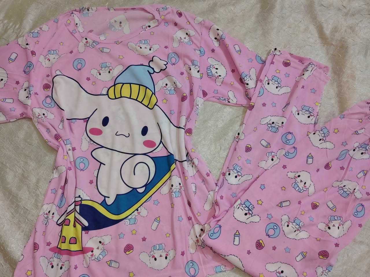 يلبس الي وزنهن ٤٠ او ٥٠ ناعمات يعني 🥰😍بخمسه فقط


**إذا كنت صاحب هذا الإعلان وتريد حذفه لأي سبب، رجاءا أرسل رسالة إلى الدعم الفني**