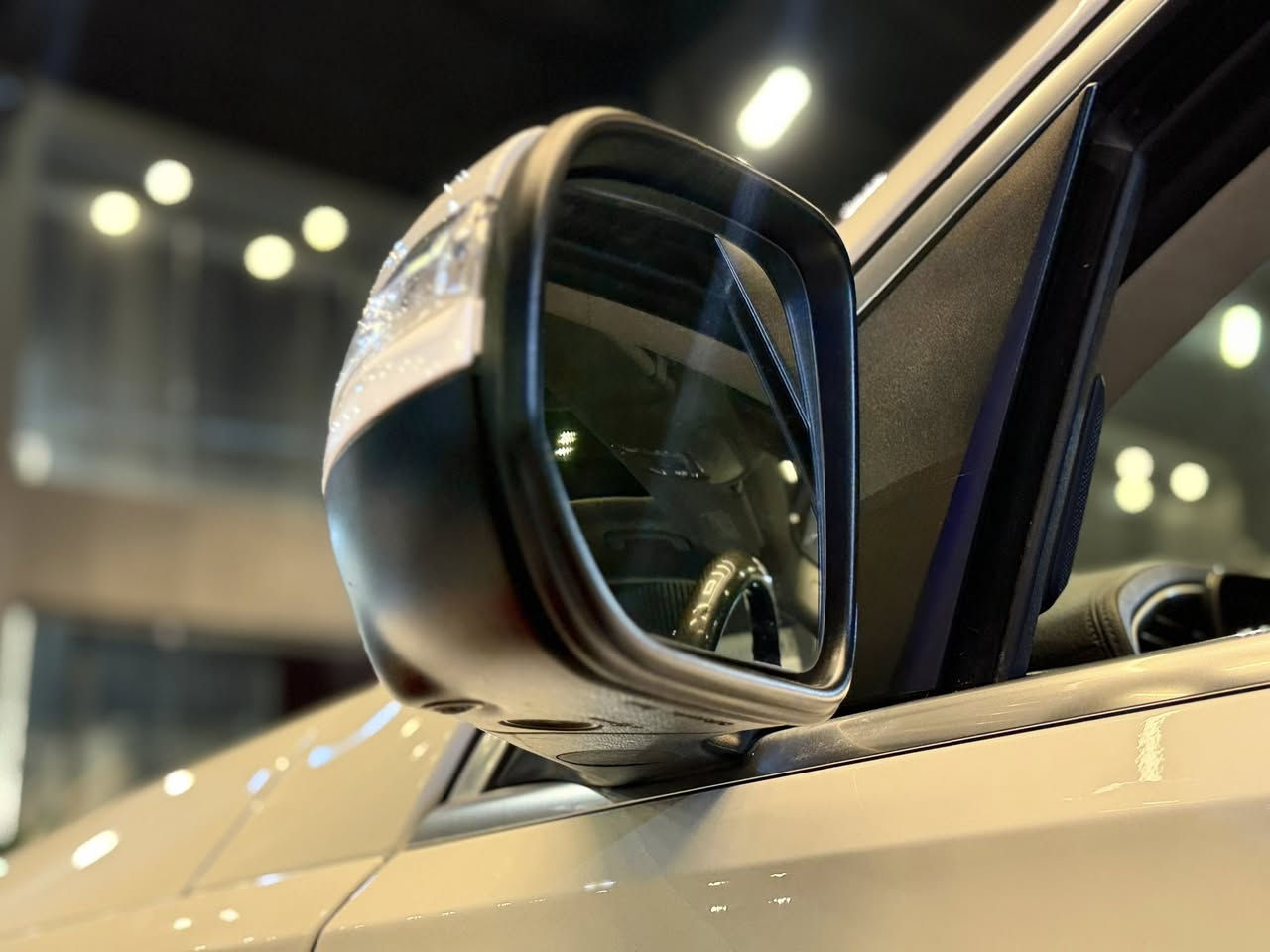⁨ كوردى / عربي 
درووستکراى : Mercedes-Benz
مۆدێل: GLS 580
ساڵ :2020
بزوێنەر :V8 Twin Torbo
بگۆری بزوێنه‌ر : AUTOMATIC
سوتەمەنی : بنزين
دۆخ :BCM
ماوەی رۆشتوو :100Km
ـــــــــــــــــــــــــــــــــــــــــــــ
النوع : Mercedes-Benz
الموديل :GLS 580
سنة الصنع : 2020
المحرك : V8 Twin Torbo
ناقل الحركة : AUTOMATIC
نوع الوقود : بنزين
الحالة :امريكى
عدد الأميال : 100Km
‌‌‏ Zauto
‏‌‌‌‌‌‎📱 للاستفسار يسعدنا تواصلكم معنا على الأرقام التالية
‏‌‌‌‌‌‎📱بۆ زانیاریی زیاتر خۆشحال دەبین بە پەیوەندیتان بە ژمارەکانی
***********
***********⁩⁩⁩⁩⁩⁩⁩
