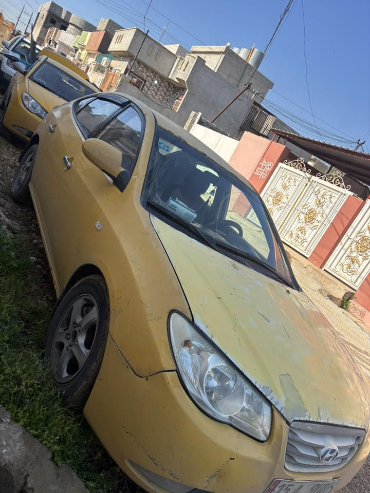 افانتي  موديل 10 بسمي. اني شرعي مكفول شاصي الغد حوض تكم قماره جملغات خلفيه مكفول محرك كير مكفول تبريد ثلج صدر امامي خلفي قبل يومين مسوي كولللله  تخم تابر جديد بس عوزه صبغ سعر 100 مكان ايسر ***********
