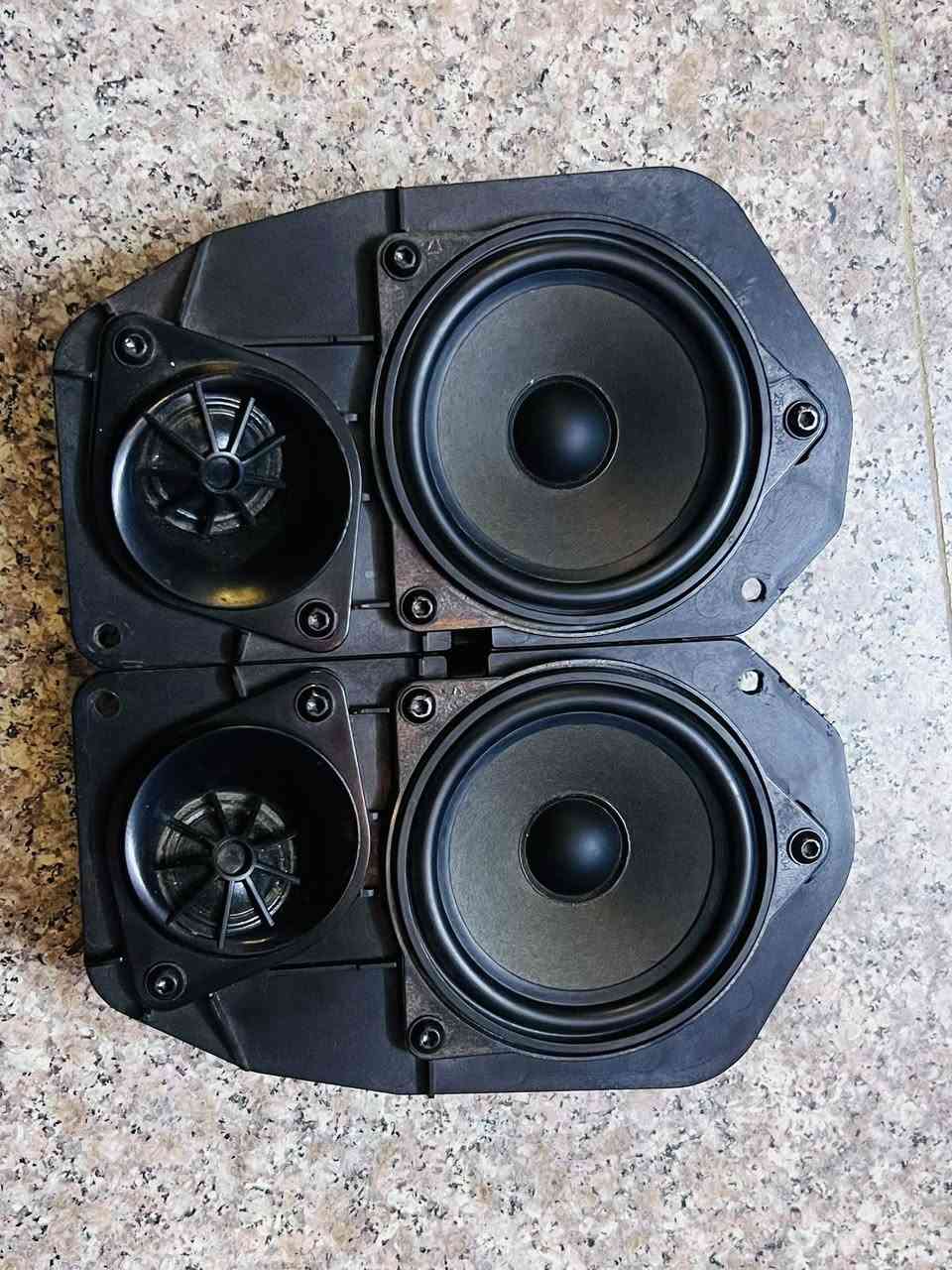 سماعات JBL انفنتي تفصيخ اصلي حجم 4 انج سعر الزوج ٣٠ الف


**إذا كنت صاحب هذا الإعلان وتريد حذفه لأي سبب، رجاءا أرسل رسالة إلى الدعم الفني**