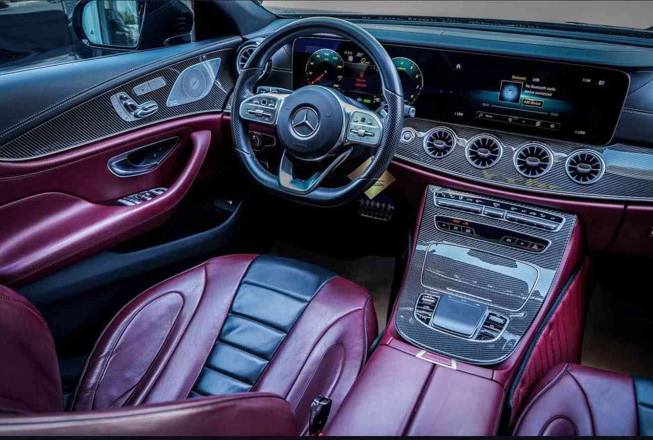 ‏Mercedes-Benz 
النوع : CLS450 
الموديل : 2021 
المحرك : 6 سلندر توين توربو 
الحالة : كلين تايتل clean title كفالة عامة
اللون : نفطي 
‎ 
الممشى : 56000 km
المواصفات : 
دفع رباعي +4matic
افلام حماية PPF كامل شركة xpel الأمريكية 
اضائات multi-Beam 
داخلية كاربون فايبر بلادي 
مقاعد امامية جلد + خزن + تدفئه 
كامرات  360 درجة 
رادارات امامية + خلفية + جانبية 
ابواب شفظ كامله
داتا شو ( Head up display ) 
اضائة محيطية ambient lighting
التنبيه قبل الاصطدام  
فرملة الطوارىء auto break
نظام صوت محيطي burmester
شيفتات ستيرن 
ناظور ليلي night vision 
نظام الجگ air suspension
السياره مناقصها شي كلش جديد
تحويل ثاني ثاني يوم 
مكانهه اربيل 
*********** أربيل, العراق

