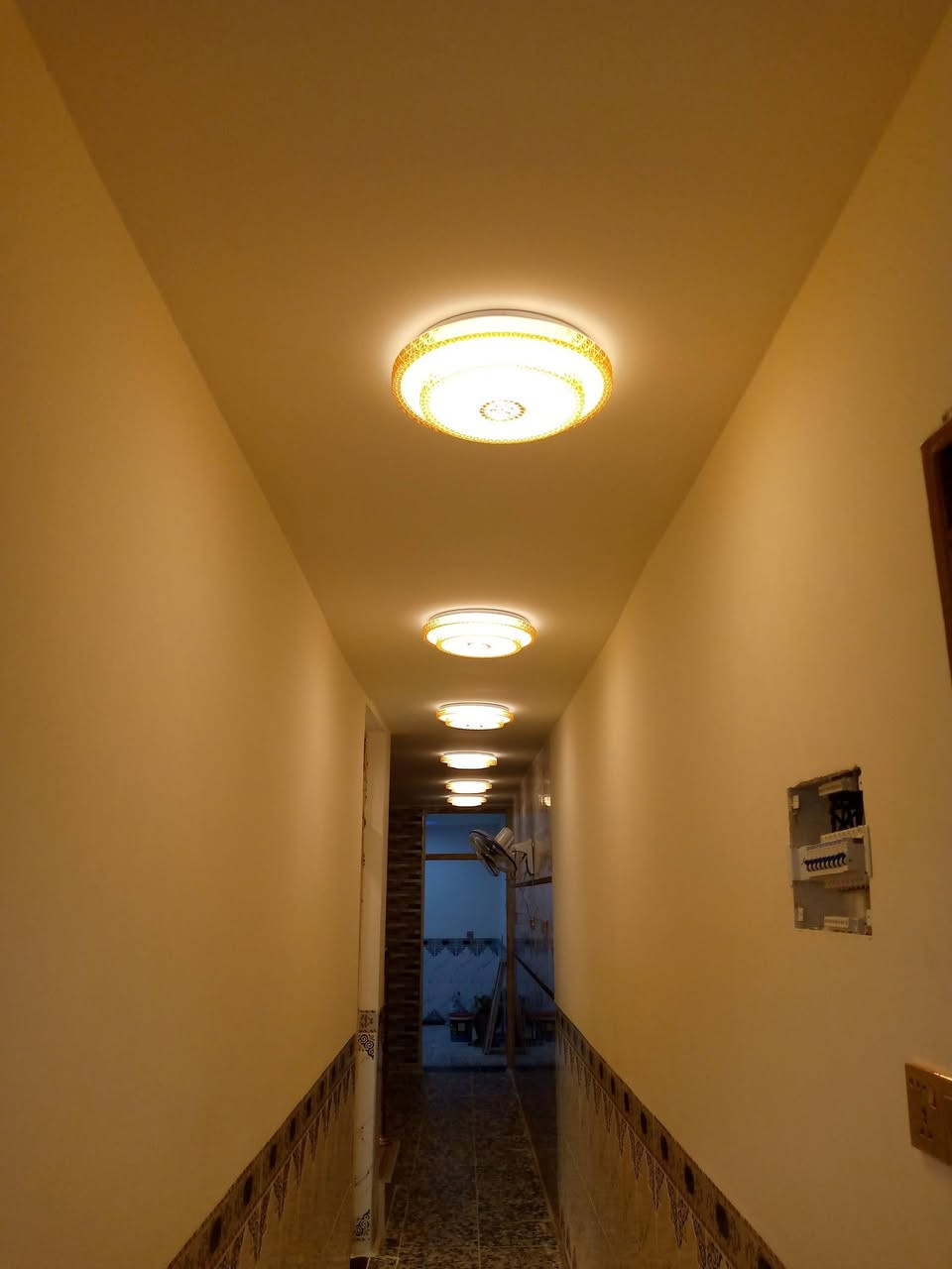 سلام عليكم صباغ وديكورات غرف نوم وغرف اطفال واجهات وحديد  شغل درجه اولى وسعارنا مناسبه
*********** كادر ابو ذوالفقار الصباغ 🌹🌹.  متفرغ حالين اسعار مناسبه
