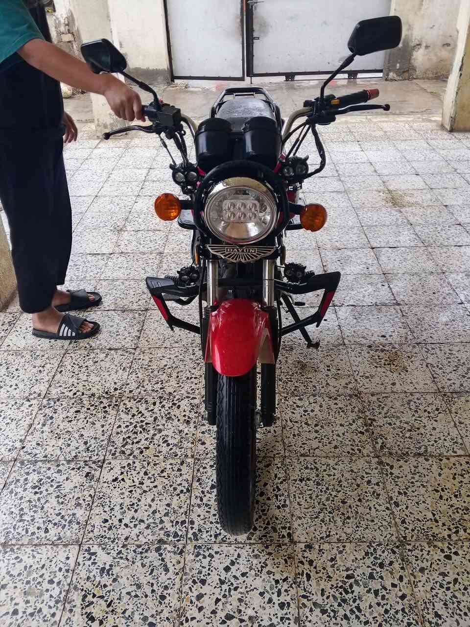 للبيع دايوان 2023
بعقوبه تقاطع الساده 
او مراوس بتايكر 
دراجه جدايده ما متعوبه 
‏‪***********‬‏
