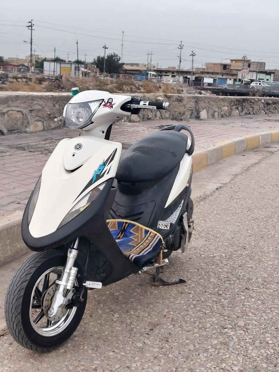 سلام عليكم ماكس عدله رمبة 49   دراجه ناعمه مابيها نقص برغي جاهزه نكره سلف بكل وقت وهندر هم زوج تايرات جلاتين اصلي جديد دهن امزويل جديد دراجه جاهزه سعر مناسب شراي اتصل مو شراي اطلع
كبل تسمع حجايه ماتعجبك 

0783 222 1915
(مكلف بالنشرر)
