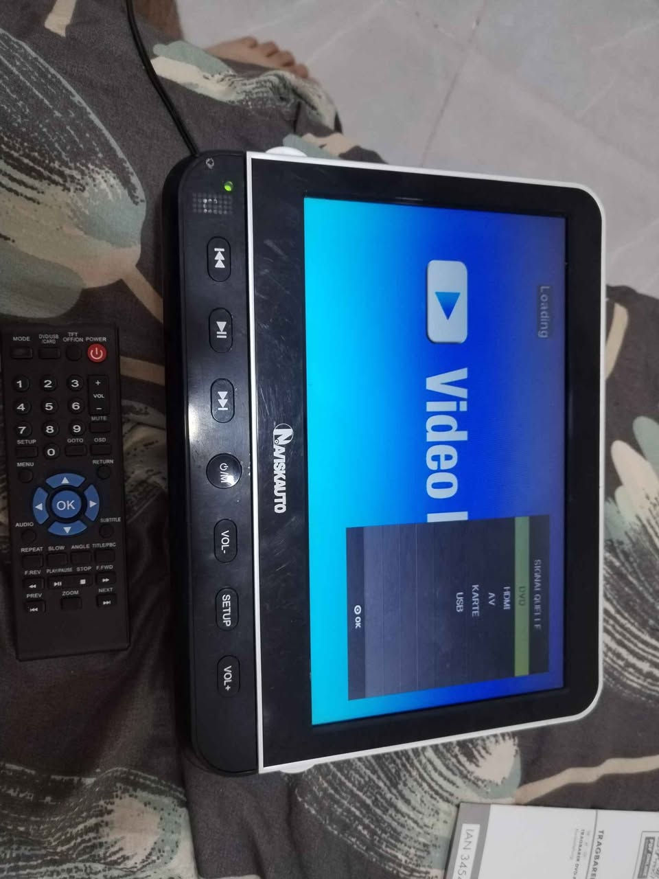 السلام عليكم شاشة صغيرة مدمجه معه ديفيدي dvd تحتوي عدة منافذ من ضمنها منفذ hd ترهم للسيارة معه ستلايت سترونج اتفيد للتنصيب ستلايت السعر 75 الف العنوان النجف الاشرف مجمع قنبر السكني *********** النجف, العراق
