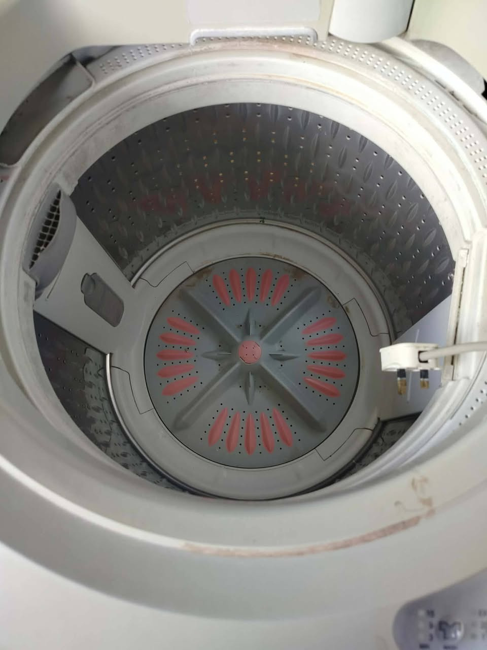 بيع مستعجل غساله هيتاشي للبيع سعر ٦٠ الف موصل  بيها عطل بل تنشيف


**إذا كنت صاحب هذا الإعلان وتريد حذفه لأي سبب، رجاءا أرسل رسالة إلى الدعم الفني**