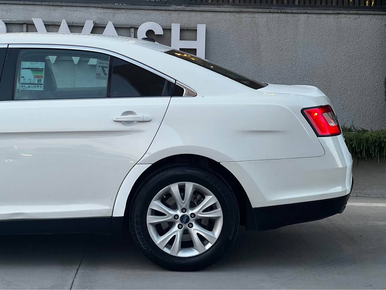 Ford taurus 2012
فۆرد تۆرەس ٢٠١٢
١٤٠ هەزار ڕۆشتوە
رەنگ سپ
فوول مواسەفات بەس سڵید نیە
گێر ئۆتۆماتیک و عادی و سپۆرت
گێر سەر سوکان (پادڵ شیفت)
سوکان ڤۆلیۆم 
تەحدید سورعە
سیستیم دەنگی سۆنی
ناو زەرد
حاسە
٣ سویچ بیلادی
کۆدی دەرگا
گڵۆپی ژێر ئاوێنە
ئاوێنە هیتەر
شەغال
سویچ کۆنترۆڵ
سیستیم چێک 
لایت ئۆتۆ
لایت لید و لیدی دەعامی
کامل سێرڤس کراوە 
پێش و دوا و ڕۆن و هایدرۆلیک و چوار تایەی تازە هەموو گیانی تازەیە
یەک چرکەی تیابو پارە ببڕە بە دڵی خۆت
گێڕ و مەکینە بە شەرتی ١٠ فیتەر
تەنها یەک پارچەی بۆیاخە 
نرخ : 103$ مەجال
***********
***********

* نوع السيارة: فورد تورس (Ford Taurus) موديل 2012
* المسافة المقطوعة: ماشية 40 ألف كيلومتر بس
* اللون الخارج: أبيض
* اللون الداخل: داخلي بيجي (أصفر)
* الصبغ: بيهه قطعة وحدة صبغ بس
* السعر: 103 ورقة ($10,300) وبيها مجال للشراي

‎🛠️ المواصفات (فول مواصفات عدا الفتحة)
* الكير: أوتوماتيك، عادي، وسبورت + شفتات بالستيرن (باديل شيفت)
* النظام الصوتي: مسجل وسستم صوت سوني (Sony) الأصلي
* التحكم والسرعة: تحكم ستيرن، مثبت سرعة (كروز كونترول)
* التكنولوجيا: كود على الباب، سستم تشيك، يجي وياها 3 سويتشات بلادية
* الإضاءة: لايتات أوتو، ليدات بكشافات الدعامية، ضوء ترحيبي جوة المرايات
* المرايات: مرايات هيتر (تدفئة)
* الحساسات: حساسات خلفية بلادية

‎🧼 وضع السيارة والميكانيك
* الخدمة (السيرفس): مسويلها سيرفس كامل (دهن ميكانيك، دهن هايدروليك، صدر أمامي وخلفي)
* التايرات: أربع تايرات جديدة
* الشرط: كير ومحرك بشرط 10 فيترية، السيارة جديدة وما بيها أي نقص أو رفة

‎📞 أرقام الاتصال
* ***********
* *********** السليمانية, العراق
