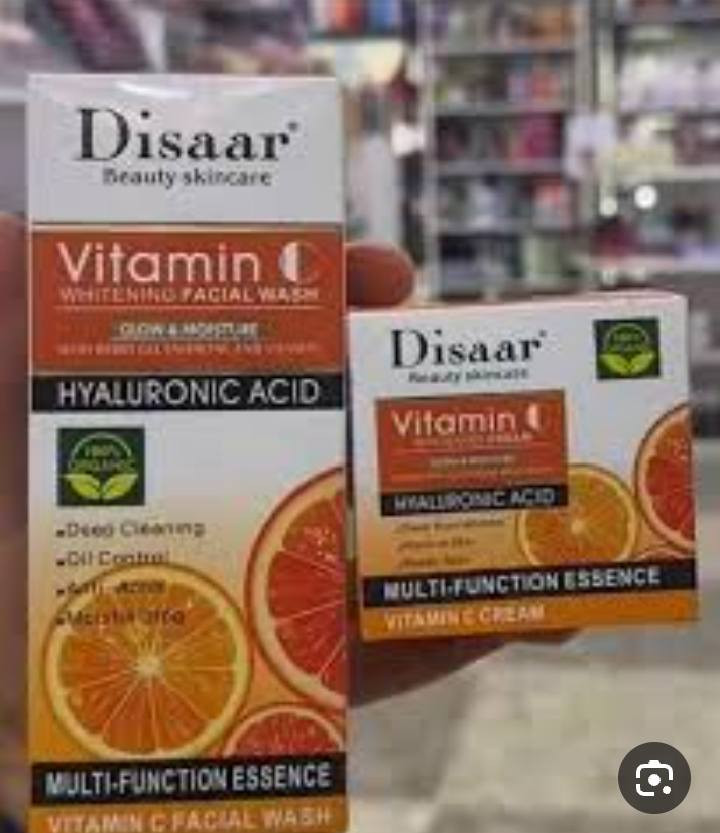 موناليزا للبيع مكياج عطور اكسسوارات المربع الذهبي قرب جامع الهدى ***********
