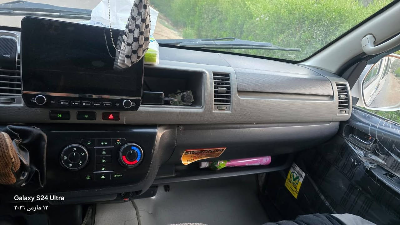 جنبي ٢٠١٤ رقم كربلاء بأسمي مكاني بابل سياره جاهزه من كلشي دوشمه سعد الجنابي شاشه كامره سنتر لوك تبريد شغال محور محرك مكفول تخم تاير حدايه السياره مابيها كل نقص بيها شويه صبغ وره باب السلايت السعر ١٣٦ وبيها مجال بسيط اتصل ***********
