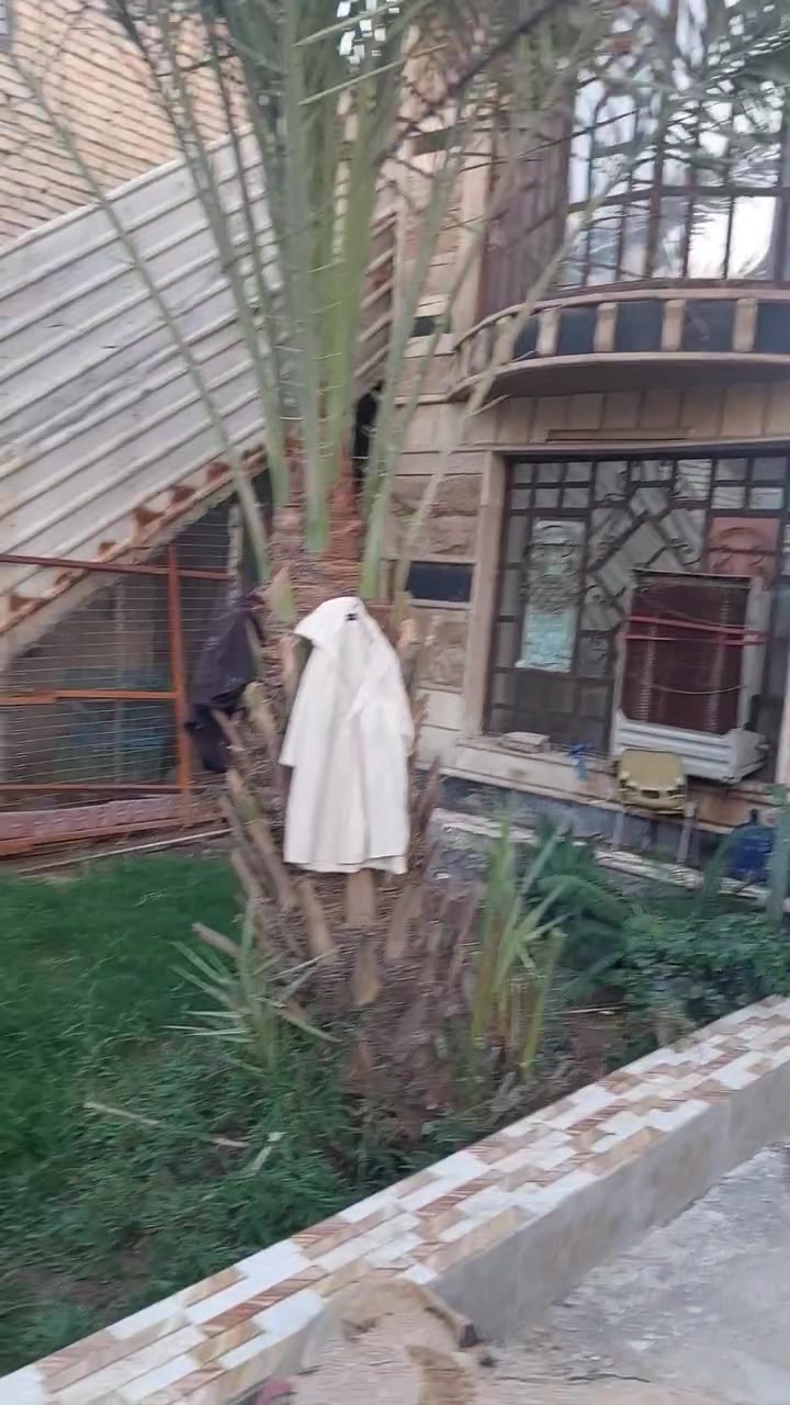 عقار للبيع طابو صرف
المساحة ١٥٠م صافي مع تشجير ١٠٠م طابقين ٣ غرف نوم البيت جديد 
الموقع نهاية شارع المعهد دور المسيح
للاتصال ***********
علي نعيس القريشي للعقار
