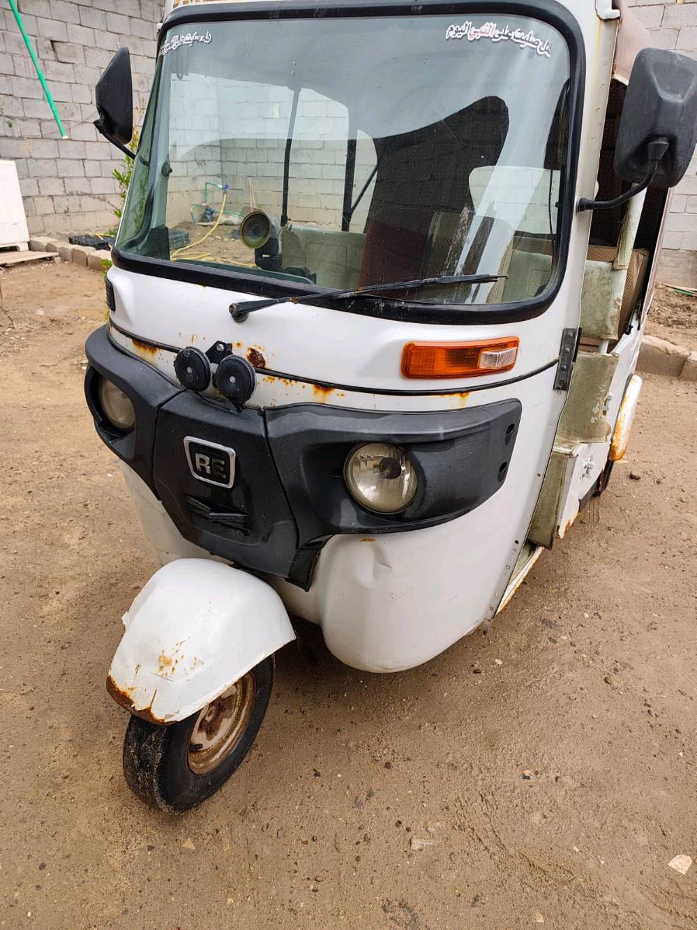 السلام عليكم تكتك باجاج اوراق سحب مديل 21  شهر 12 السعر (4 مليون) العنوان البصرة قضاء شط العرب الجزيرة الريان رقمي ***********