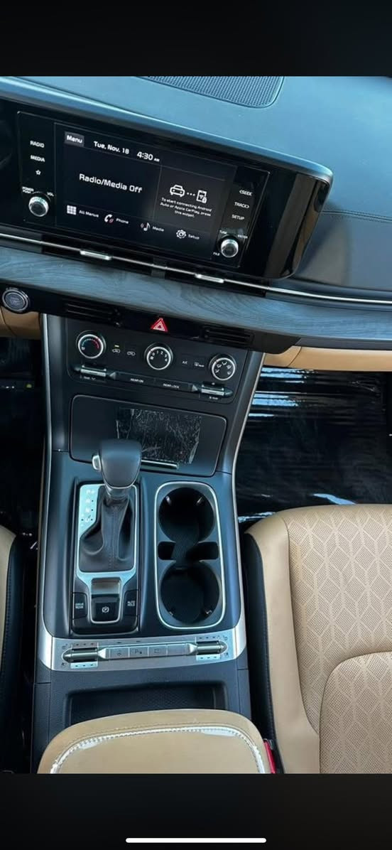 كيا كرنفال 2023 فول داخل جملي
V6 ستة سلندر 

رقم بغداد 

ماشية 22 الف كيلو فقط

السيارة مكفولة من الصبغ والبارد والشخط 

1.بصمة أبواب

2. شاشة

3. تحديد مسار

4.كشنات جلد

5.بصمة

 6. بردات خلفية بلادية

7 .لد نهاري

 8. حساسات لايتات

9. بيبان كهرباء 

10. رادارات 360

11. كشافات

12. لايتات لد 

13. مانع تصادم

14. ثلاث قطع تبريد

15. هند بريك بصمه

16. ⁠7 راكب

17. مراقبة نعاس السايق

18. وضعيات قياده سبورت إيكو نورمال

19.مثبت سرعه

20. تحكم ستيرن 

وبعد بيهه مواصفات

🚨السعر 285

🚨مكانها الفلوجة

🚨  ‭0787 974 5770‬
