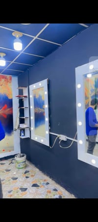 فاترينات • مرايات • ميمونه