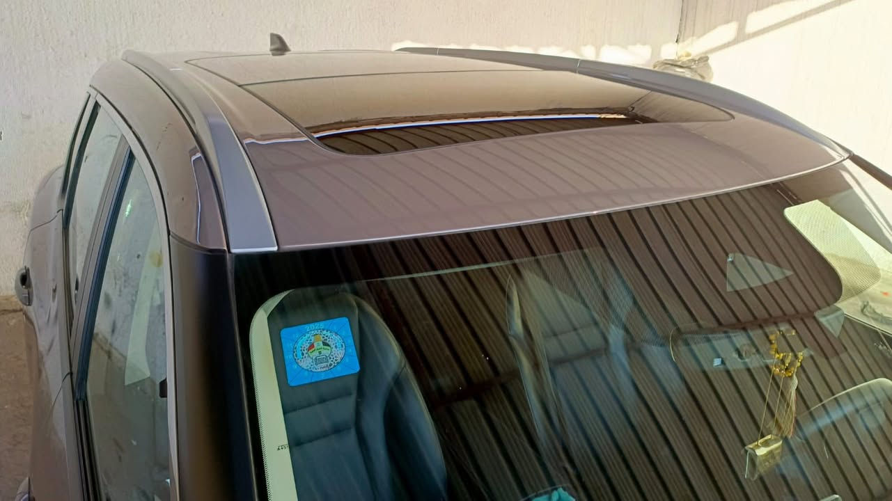 السلام عليكم نيسان روج 2024SV فول مواصفات واحد على واحد السياره اخت الزيرو وكالة
ماشيه 16/M فقط  بعدها بريحة الشركه بنوراما السياره 

- للبيع

المواصفات 

_تشغيل عن بعد 

-مصابيح LED امامي وخلفي 

 -قيادة آلية + قيادة ذاتية 

-مثبت سرعة

- نضام ايكو نضام سبورت 

-حساسات خلفية

 -بصمة أبواب و صندوق

 -رادار امامي و جانبي و خلفي

 -نقطة عمياء

 -توقف إلى خلف في حالة تنبئ بالاصطدام

-هندبريك بصمه

 -هولد بريك بل ازدحام 

-كير لمس 

-شفتات سرعه في المقود 

-و تحكم مقود

 -كشن سائق كهربائي 

-تبريد قطعتين ثلاجه

-كأمره خلفيه

 -بصمه تشغيل 

-حساس 360 درجه

-حجم المحرك3 سلندرً 1.5 تيربو 

 -تحكم إستيرين 

-رقم بغداد بسمي 

-السيارة مكفول من  كلشي 

عده البنيد فقط بنيد السياره كلها بلاديه 
كلها مكفول غير البنيد

-السعر 207 وبيها مجال 

 اي ستفسار خاص وتدلل عنونها بغداد


**إذا كنت صاحب هذا الإعلان وتريد حذفه لأي سبب، رجاءا أرسل رسالة إلى الدعم الفني**