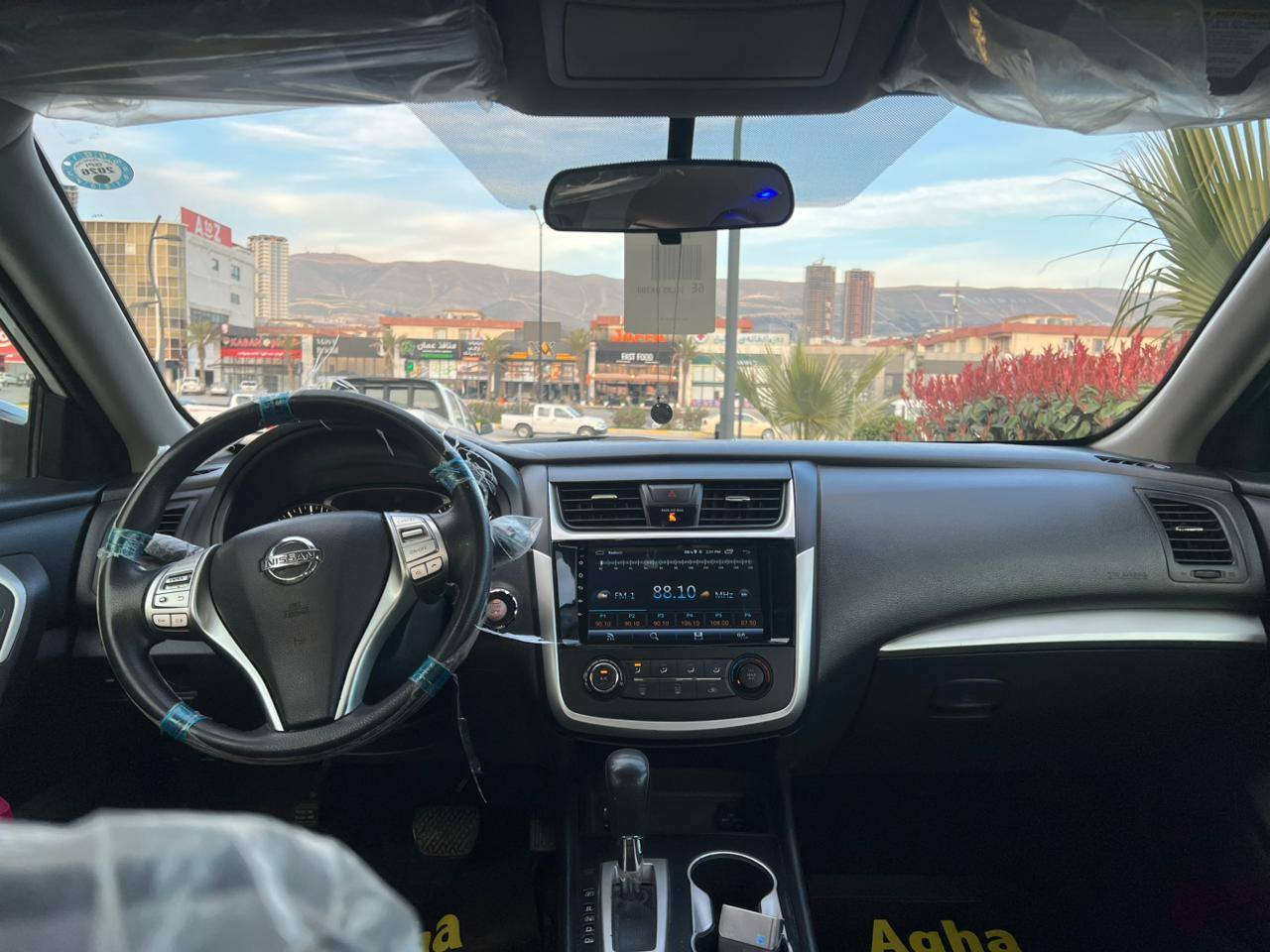 نیسان ئالتیما 2016 سپی بەفری 
 كامێرەی پێش و دواوە 
140 هەزار ڕۆشتووە 
سەنەوی و هەزەی تازەیە 
دوو پارچەی بۆیاغ ( بۆنیت + چاملغ ) 

سعر : داوای بکە لە کۆمێنت ڕاستەوخۆ بۆت دێت 🤖 

بەحاڵ قرچێكیهەیە  ئێرباگ بەس سوكان 
چوارتایەی لۆك
گێڕ و مەكینە بەشەرت زۆرر خاوێنە

بۆ زانیاری زیاتر پەیوەندی بە خاوەنی 

***********
