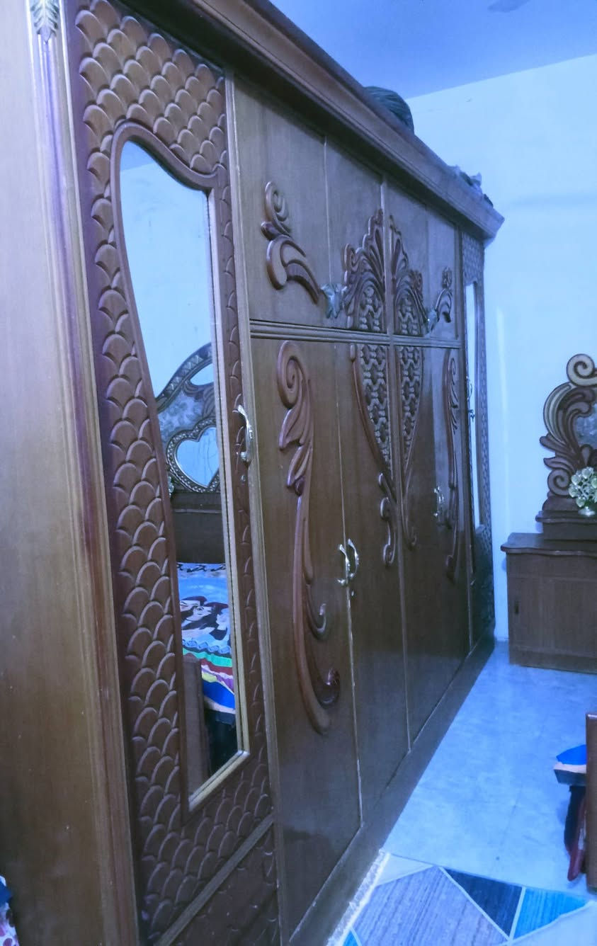 بسم الله الرحمن الرحيم
غرفه البيع الموقع بغداد حي نصر 
رقم ***********
ولسعر ب الخاص
