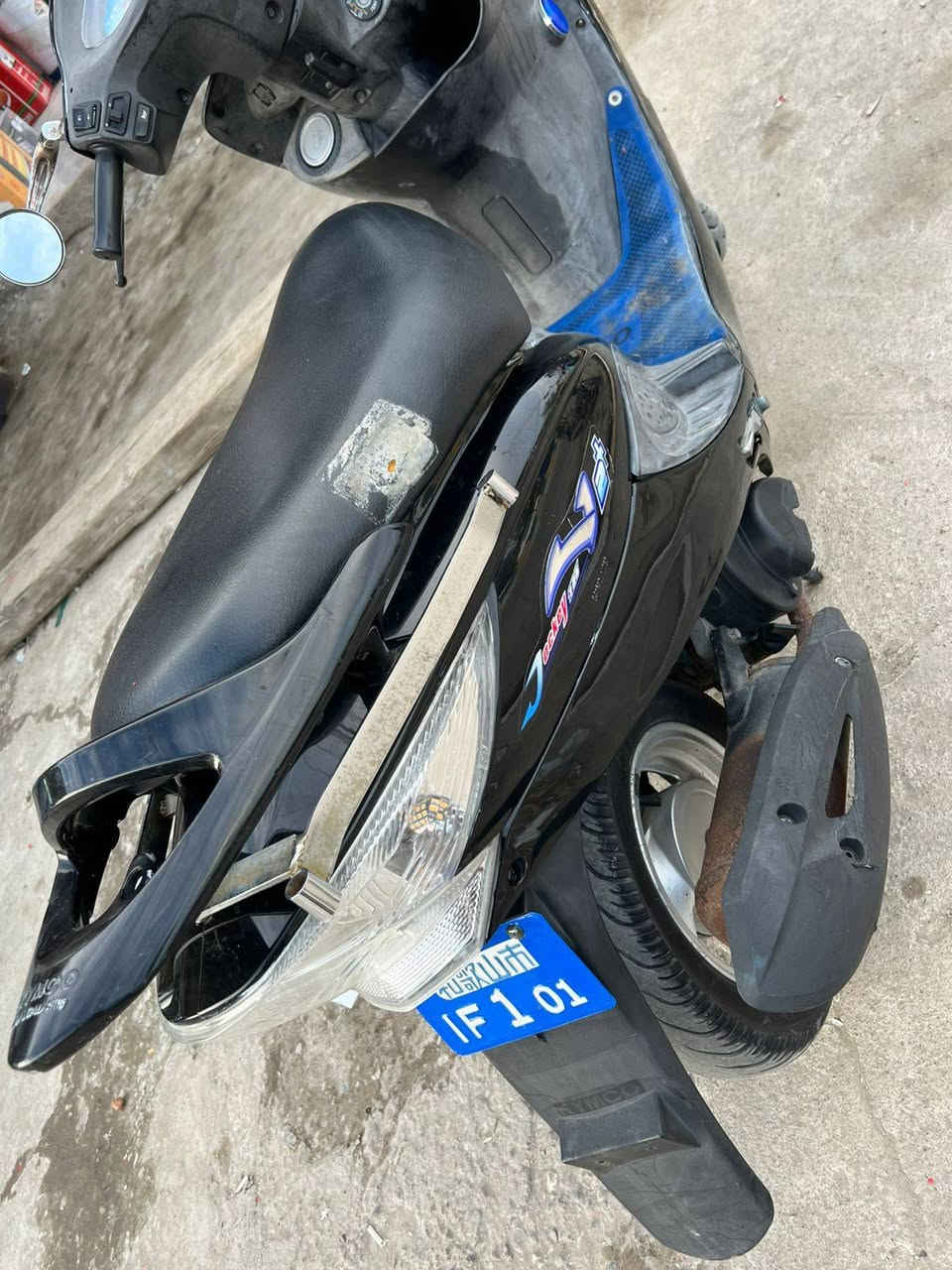 السلام عليكم كامكو للبيع
مكفوله كفاله عامه 
موديل 16 وبيهه كلب 17
سعر 950
مكاني رفاعي 
***********
