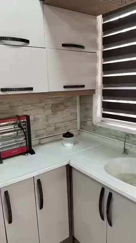 بيت للايجار في هفلان يتكون من 3غرف نوم وستقبال وصالة السعر500الف


**إذا كنت صاحب هذا الإعلان وتريد حذفه لأي سبب، رجاءا أرسل رسالة إلى الدعم الفني**