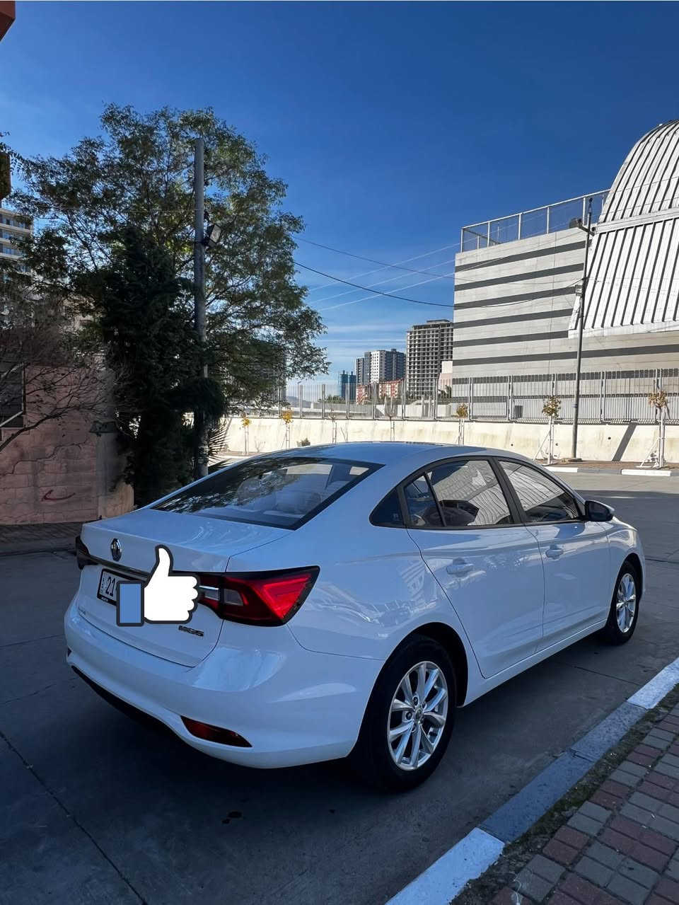 🚘 MG5 
موديل 2025  لضمان الشركة ‎
‎المحرك 1500 تنفس طبيعي 
‎سيارة مرقم جاهز نفس يوم بسمي✅ 
✅لوحات دولي سليمانية
گير توماتيك
‎شاشة carply
كاميرا خلفي
تحكم ستيرن جهتي
‎مثبت سرعة
‎ايرباك عدد 2
‎اشاير بالمري
‎ ترحيب
‎حساس اطارات 
عداد المسافة:  ١١ ألف فقط   
السعر ١١٠ ورقه
✅سيارة بدون نواقص مكفوله
مكان سيارة سليمانيه
‎للتواصل 📱 *********** 
‎متوفر واتساب + اتصال
