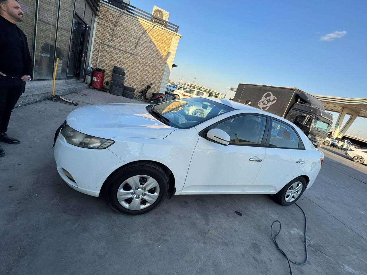 للبيع كيا سيراتو 2011 خليجي نص فول
موديل: 2011 -خليجي السنوية انتهت بداية 2026 المحرك والكير جيد ، 
لا تنقيص ولا تبخير
تبريد مضمون 
بيها فقط جاملغ تبديل، بدون أي  دواخل
مواصفاتها  
تحكم ستيرن
إشارات بالمرايا
مرايا شفط
حساس خلفي
كيج حماوة
الداخل لونين
السعر 98
للتواصل الاتصال على الرقم 
‭0776 317 9153‬
