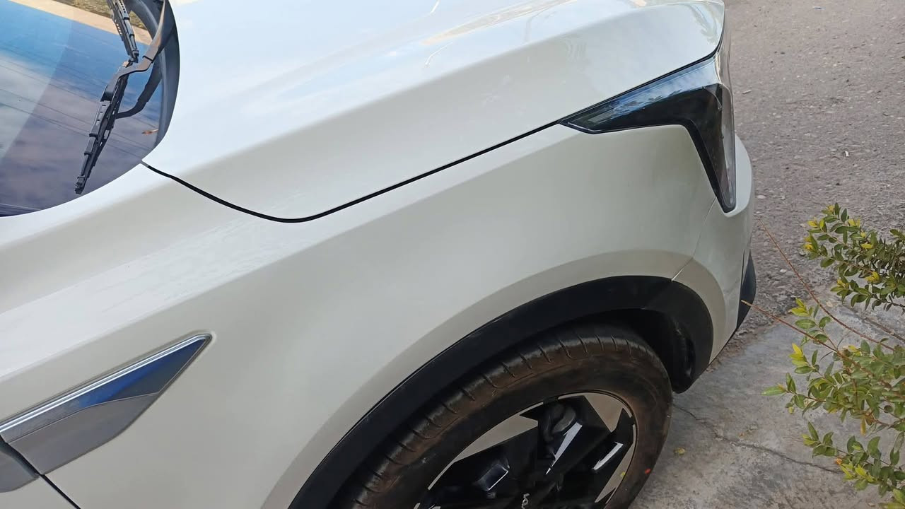 سورينتو 4سلندر ضمان الدولية رقم بغداد للبيع
محرك ٤ سلندر  ٢٥٠٠

كير عصا
رقم بغداد
صندوق كهرباء

حساس امامي خلفي

كامرة خلفية

نظام كار بلي و اندرويد اوتو

نظام المنحدرات

شاحنة وايرلس
تبريد منفصل ٣ قطع

ويل  ١٩

مرايا قابلة للطي 
تشغيل عن بعد
صندوق ذكي
جام اوتو بالريموت
كرسي كهرباء
تايرات الشركة
كشافات ليد
نظام قيادة ايكو و سمارت و نورمال ورياضي 
شاشة كبيرة متصلة

اربع وضعيات قيادة

على ايدي من الشركة ضمان دولية بيهة بارد بسيط بالجاملغ الايمن   اثر طخة

مغلف دوشمة جلد

موديل ٢٤

للمعلومات اتصل ***********
