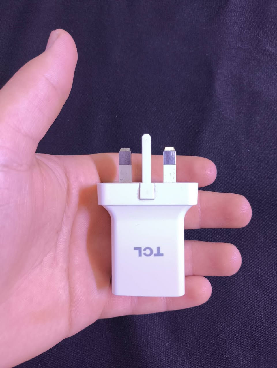 💙 للبيع TCL 20 SE نسخة 128GB 💙
الحالة: نظيف جداً + كارتونة

المواصفات الرسمية:
✅ الذاكرة: 128GB | الرام: 4GB
✅ البطارية: 5000mAh تدوم يومين
✅ الكاميرا: 48MP رباعية + امامية 13MP
✅ المعالج: Snapdragon 460 يشغل ببجي
✅ الشاشة: 6.82 انش كبيرة FHD+
✅ النظام: Android 11

الملحقات: كارتونة + [الشاحن ]
السعر: 145,000 دينار قابل للتفاوض
المكان: النجف
للتواصل: [***********]
