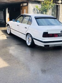 بي ام دبليو ٥٢٠ • ١٩٩٢ • كراسي جلد