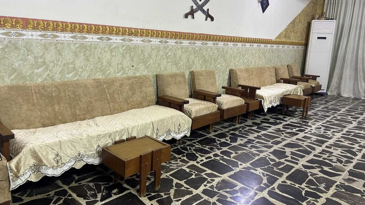 تخم  صاج درجه اولى للبيع. السعر250 مستعجل
مع ثلاث طبلات عنواني بغداد الامين الثانيه رقمي ***********
