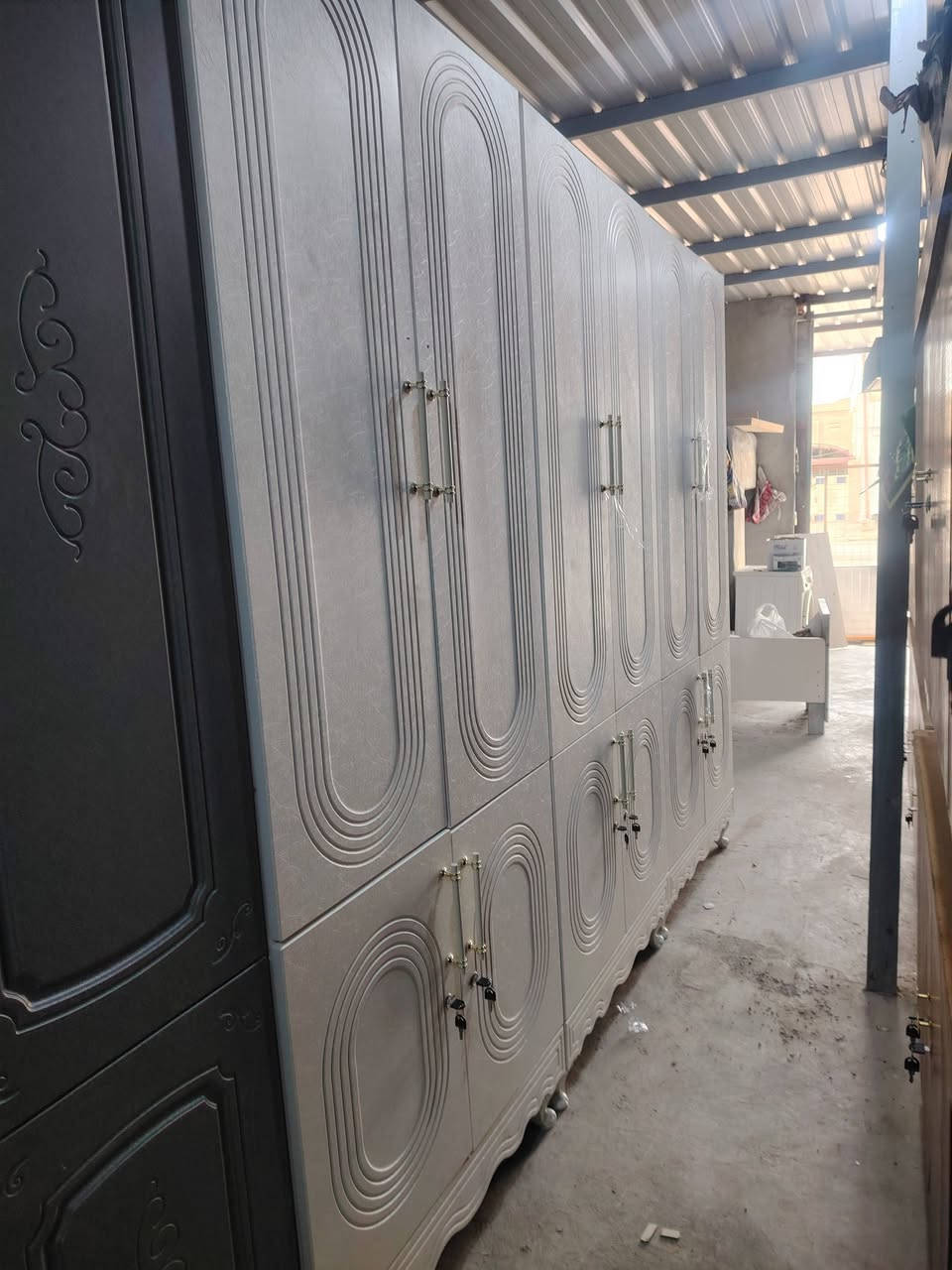 سلام عليكم مجموعه كناتره للبيع جيديد  بمحل أبوعلي رقم هاتف ***********
