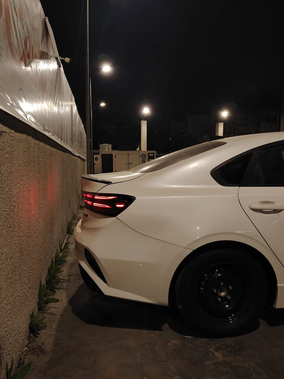 السلام عليكم فورتي جي تي لاين 2023  معروفه مواصفاته السياره نشرتلكم حادث السياره وصار حادث هنا بغداد أبيع علا حادثه اخوان سياره سعرها125  مكاني بغداد 
الاستفسار ***********
