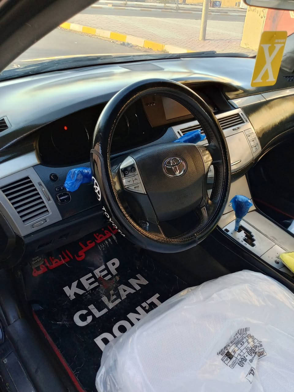 السلام عليكم افلون 2006 وراد امريكي جاملغ وبنيدحادثه ومصبوغه عام لون اسود مكينه استوه مشدوده صبغه جديده جاهزه السياره رقمه بغداد تحويل مباشر تخم تاير كله جاهزه فتحه سقف 87 وبيه مجال الاستفسار ***********
