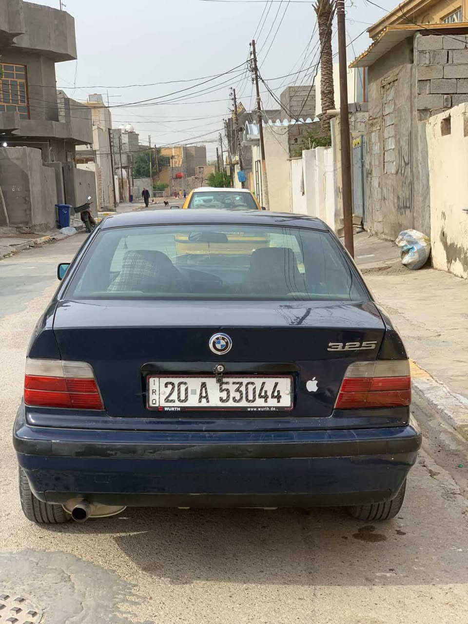 للبيع
اقر المنشور زين وتصل 

بي ام دبليو E36 318 الفئة الثالثة M3
سنوية لل٢٠٣٠
رقم الإنكليزي 
تحويل مباشر راعيها يحول ميطلب شي 
موديل 1992

صدر امامي كامل صدر خلفي كامل تايرات شوفة عينك 
محرك 1800 حجمة 
بيها 3 انواع مود /سبورت/ايكو /كير 
تبريد شغال  ثلج تدفئة ملغية 
اكسل مبدل مال تفصيخ 
السيارة حلوة وكاعدة وخياسات جدا جدا قليلة 
عضمتها حلوة وكاعدة ونصبة كذالك 
السيارة كاملة علة ايدي اي نقص ماببيها 
مشكلة وحدة بيها حساس كير يصلح تقريبا ب100 الف للامانه بس اني مموديها  ينزل من حسابها والبي خير يدلل 

السعر 37 وبي مجال. فقط نقد او بيع ما اراوس ما اراوس 

للاستفسار: ***********
***********
العنوان ديالى بلدروز
