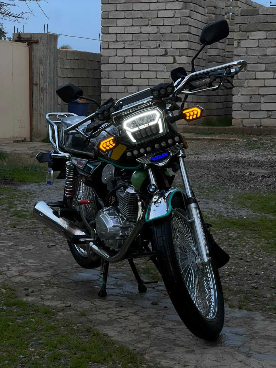 السلام عليكم
سونك الاصلي موديل 2025 محرك 125cc
5كير. الثقيل شرط  ماشي شي قليل 
محرك نار🔥نشاط معدل فول تانكي مضلع  دراجه خير من الله وكلها شرط دراجه جديده للتواصل ***********
متواجد عل خاص
