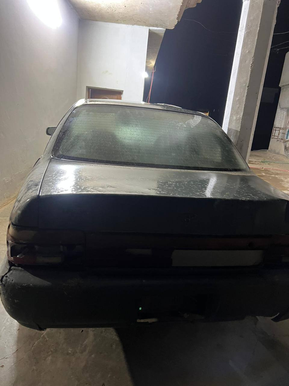 كورلا 92  مسقطه تايرات نص عمر 
كير ومحرك شرط  ..ابيع كوم فحم  السعر 14 ورقه وبيها مجال ..***********
