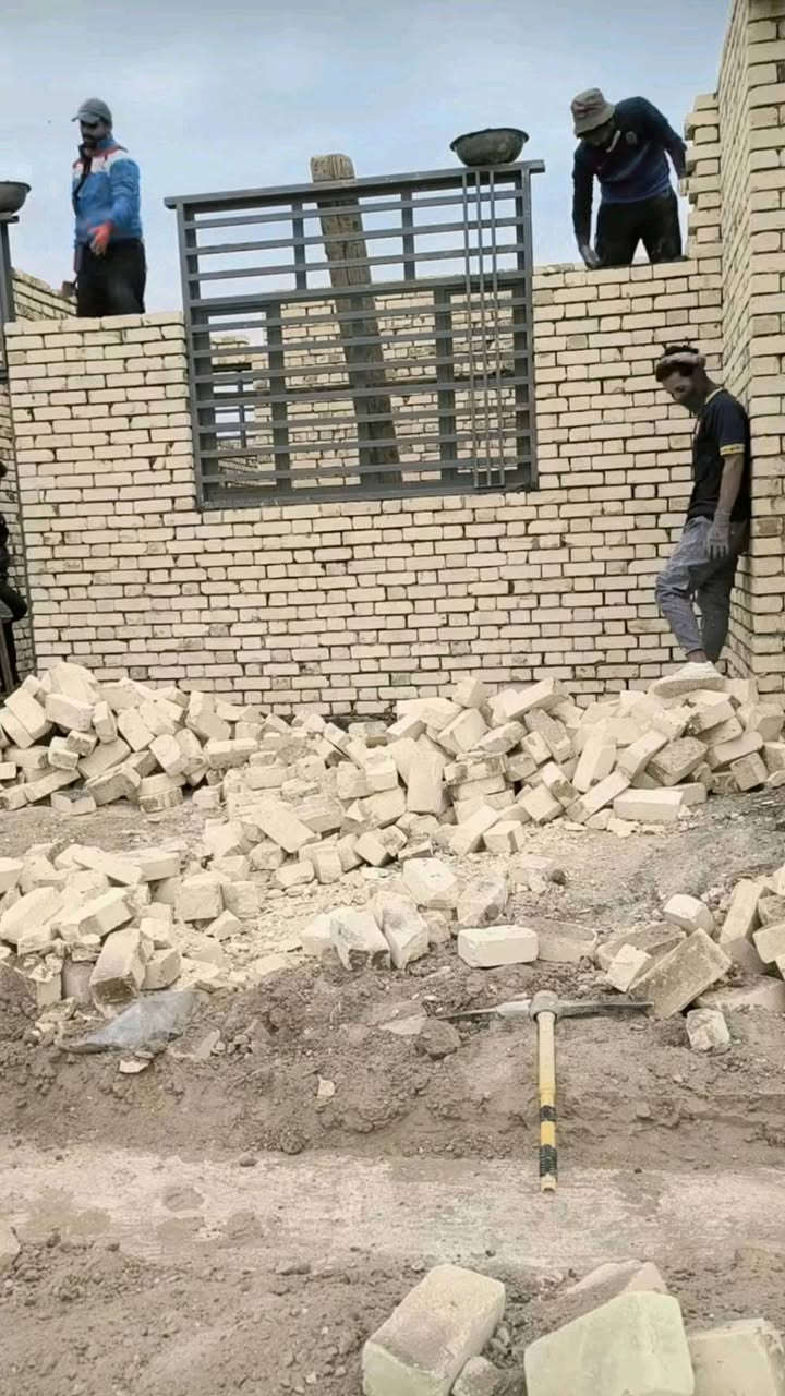 يوجد كادر عمل متكامل وجاهز للعمل فوراً 👷‍♂️
✔️ تصعيد مواد (ونج أو بدون ونج)
✔️ تنظيف بيوت ومحال
✔️ تفليش جدران
✔️ تكشيط جدران
✔️ إزالة مخلفات البناء والطابوك
✔️ رفع الأنقاض وترحيل النفايات
✔️ تنفيذ كافة الأعمال الخدمية
📍 نعمل في جميع مناطق العراق
📞 للتواصل خاص أو على الأرقام التالية:
***********
***********
المهندس: سيد أحسين
